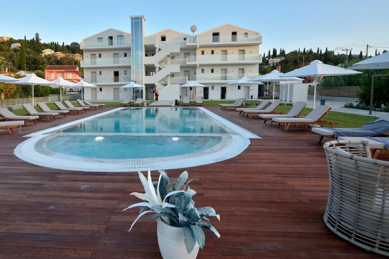 V Luxury Suites Kanálion Екстериор снимка