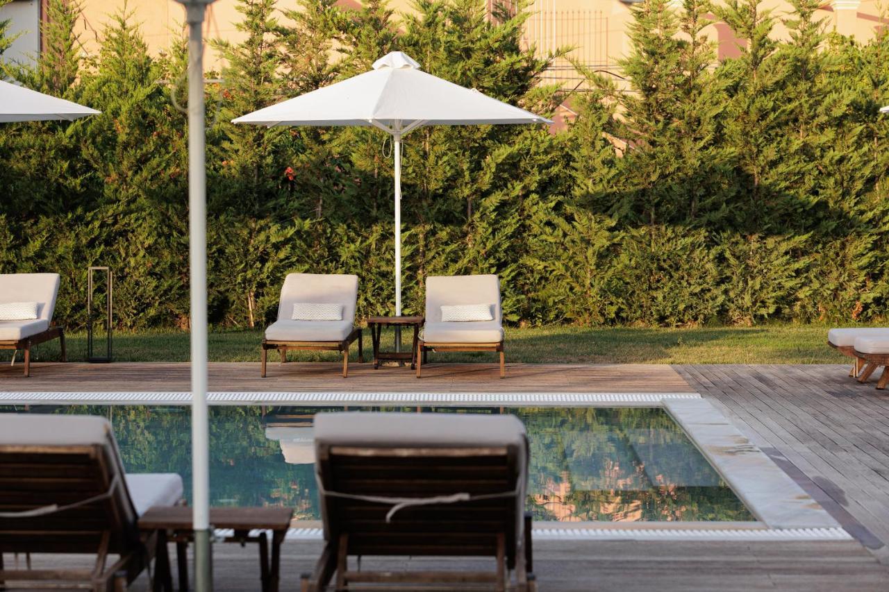 V Luxury Suites Kanálion Екстериор снимка