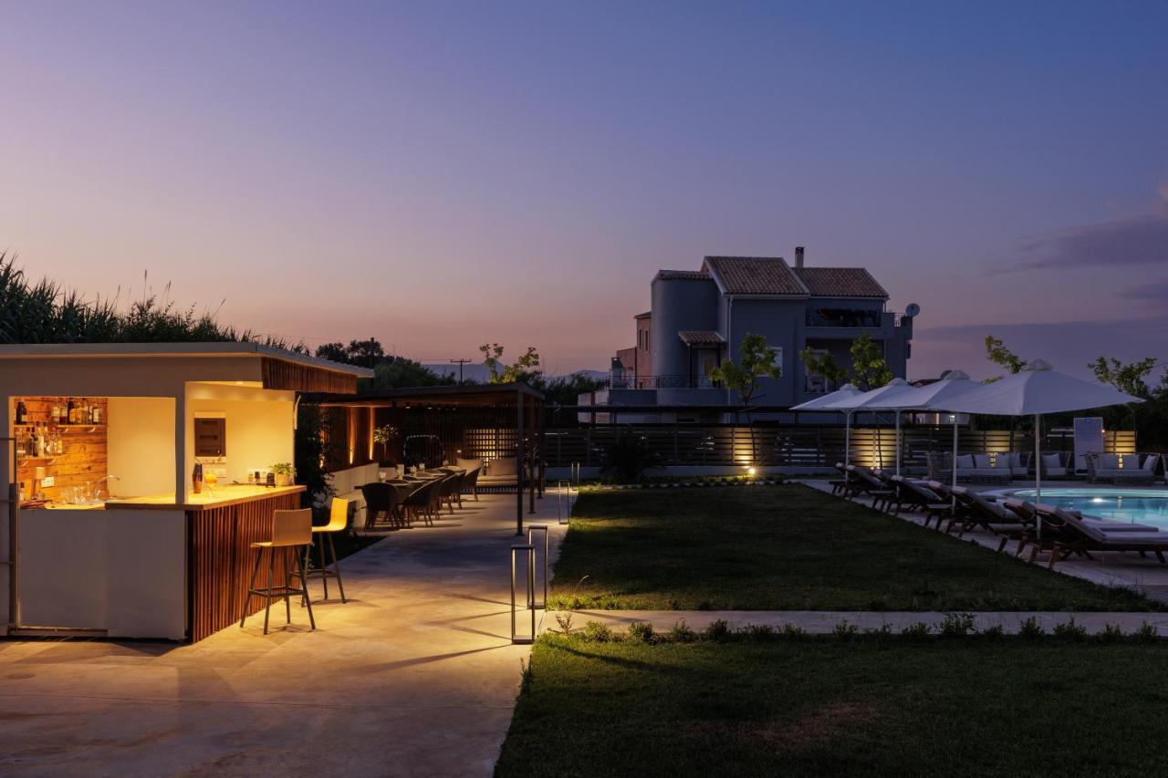 V Luxury Suites Kanálion Екстериор снимка