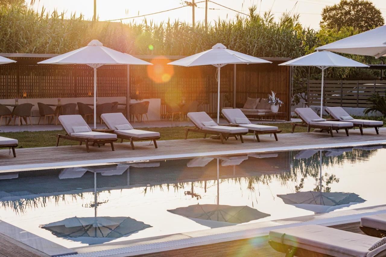V Luxury Suites Kanálion Екстериор снимка
